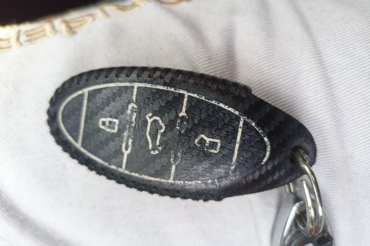 Used Bestune T77 2019 230 TID Automatic Luxury Version National V Vehicle Key