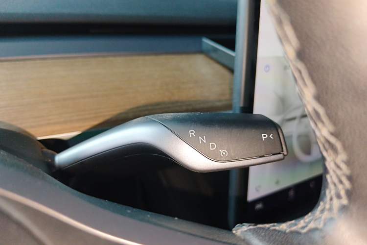 Used Tesla Model Y 2021 Standard Range Rear-Wheel Drive Version Gear Lever