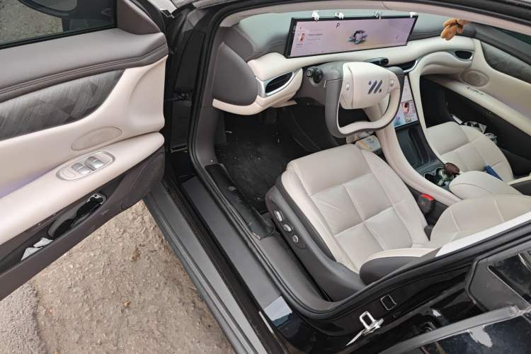 Used IM L6 2024 Max Standard Edition Driver Seat