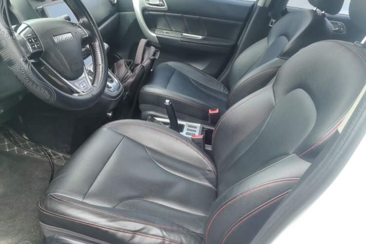 Used Haval H6 2016 Upgraded Model 1.5T Automatic Two-Wheel Drive Elite Version Left Front Seat