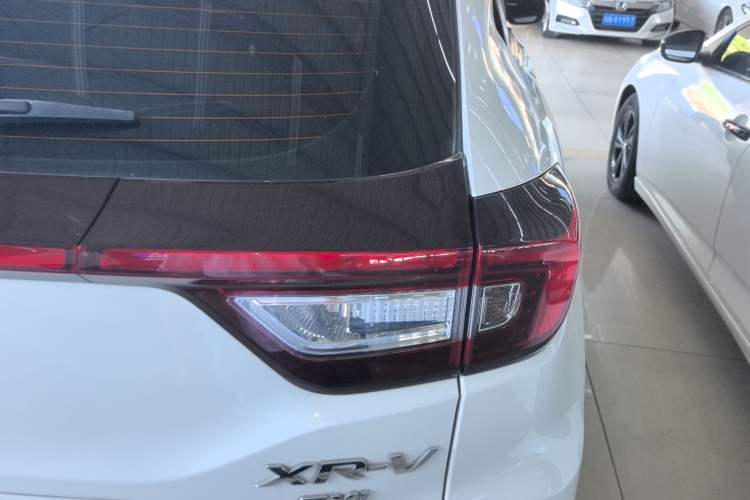 Used Honda XR-V 2017 1.8L EXi CVT Comfort Version
