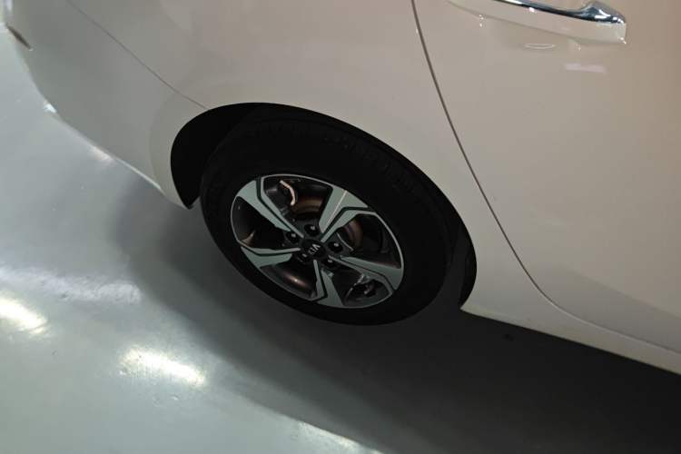 Used Kia K3 2020 1.5L CVT New Sharp Edition with Sunroof