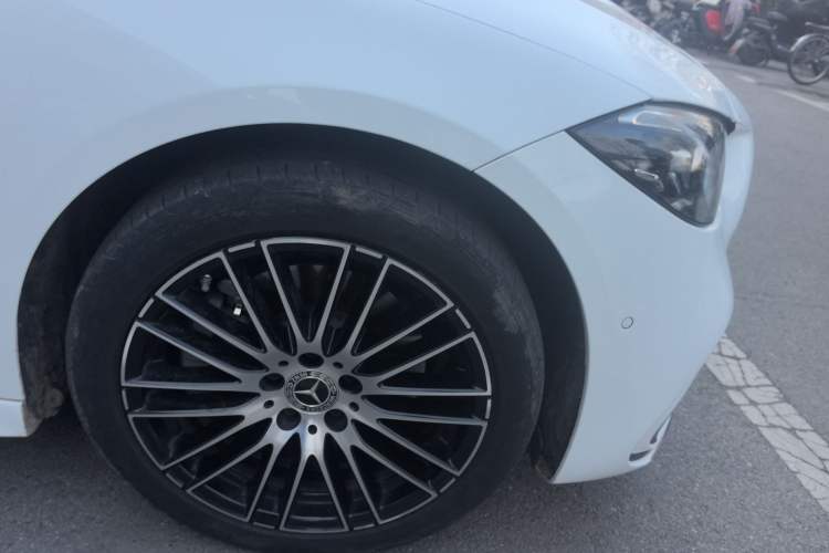 Used Mercedes-Benz C-Class 2022 C 260 L Sport Edition Right Front Wheel Hub