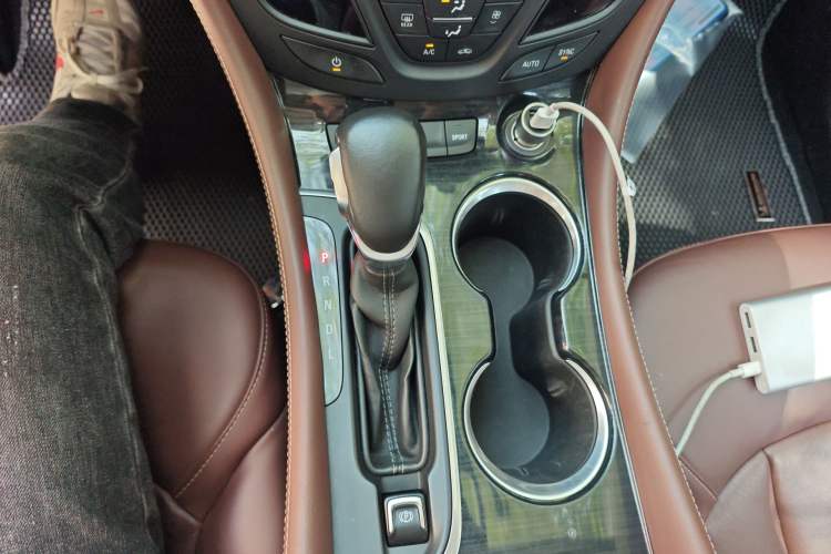 Used Buick Envision 2018 28T Four-Wheel Drive Elite Version