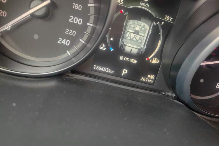 Used Land Rover Discovery Sport 2019 240 PS SE Version China VI Standard