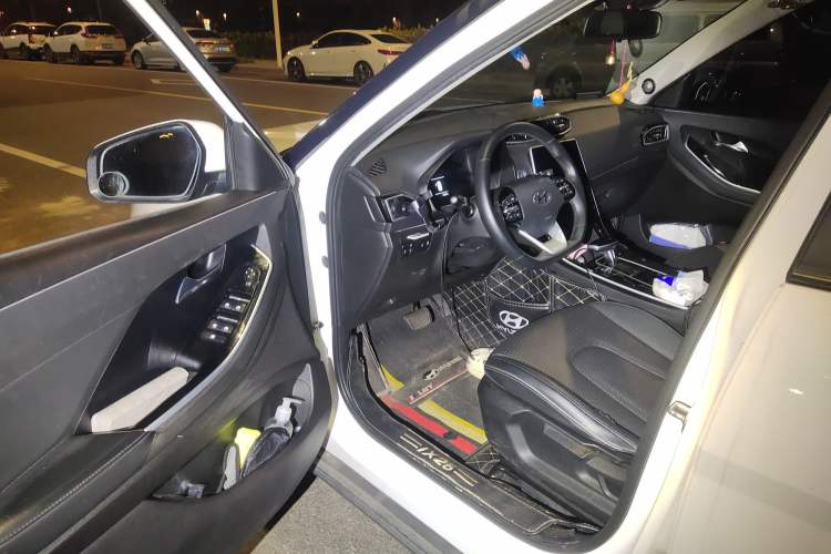 Used Hyundai ix25 2020 1.5L CVT GLS Smart Model
