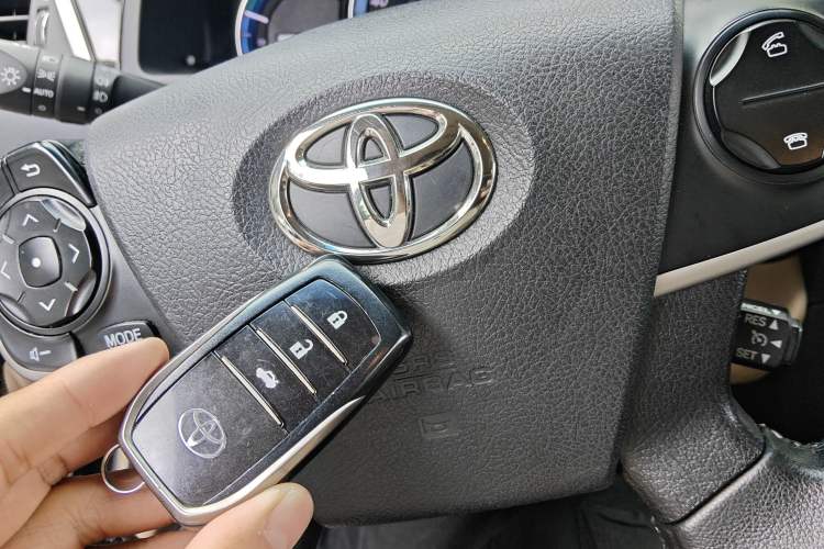 Used Toyota Camry 2012 Luxurious Edition 2.5HG Zunrui Vehicle Key