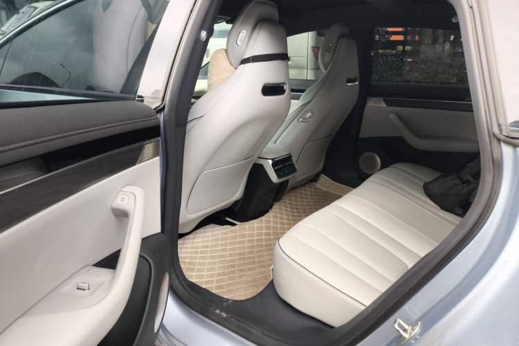 Used Hima Luxeed S7 2024 Max Rear-Drive Long-Range Intelligent Driving Version Left Rear Seat