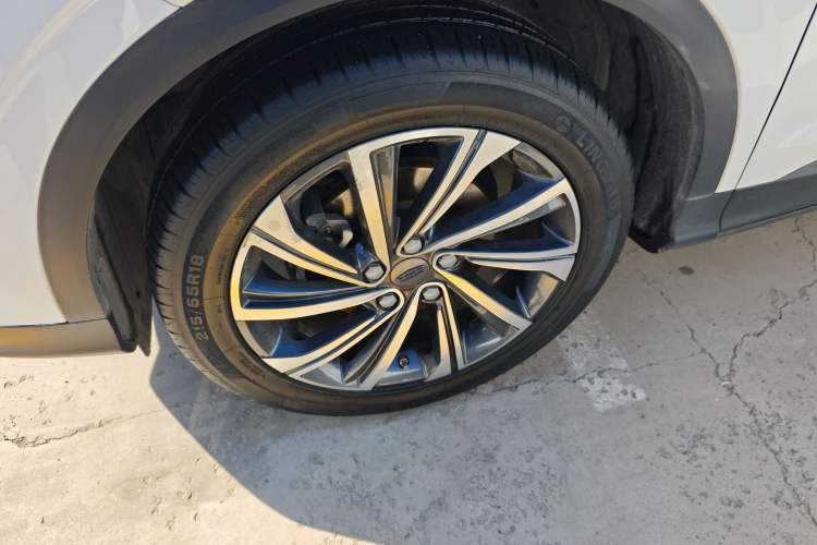 Used Geely Auto Coolray 2019 260T DCT Knight China VI Standard Left Front Wheel Hub