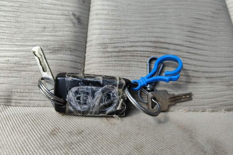 Used Peugeot 307 2013 Hatchback 1.6L Automatic Comfort Edition Vehicle Key