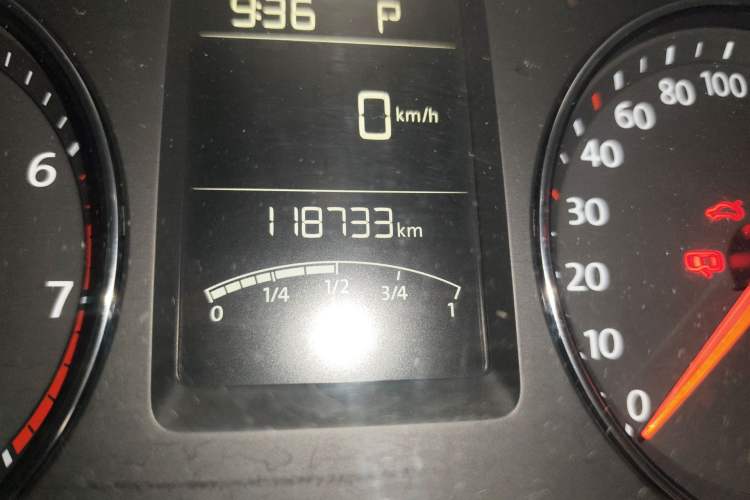 Used Volkswagen Lavida 2013 Restyled Classic 1.6L Automatic Comfort Edition Odometer Close Up