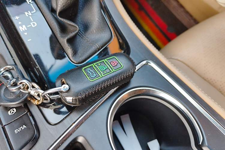 Used Baojun 730 2017 1.8L iAMT Prestige Version 7 Seats Vehicle Key