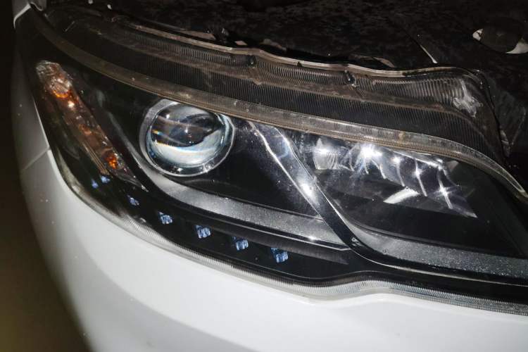 Used Soueast DX3 2018 1.5L Manual Luxury Model
