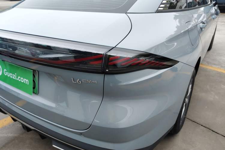 Used Geely Galaxy L6 2025 EM-i 60km Launch Edition Right Rear Taillight