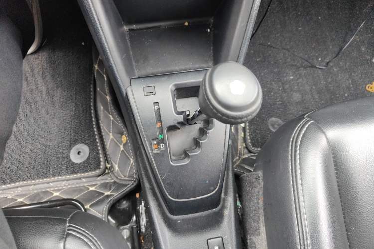 Used Toyota Vios FS 2017 1.5L CVT Fengchi Edition Gear Lever