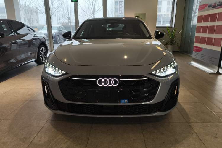 Used Audi A5L 2026 2.0T Sport
