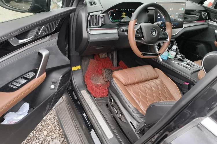 Used BYD Tang New Energy 2021 DM-i 112KM Prestige Model
