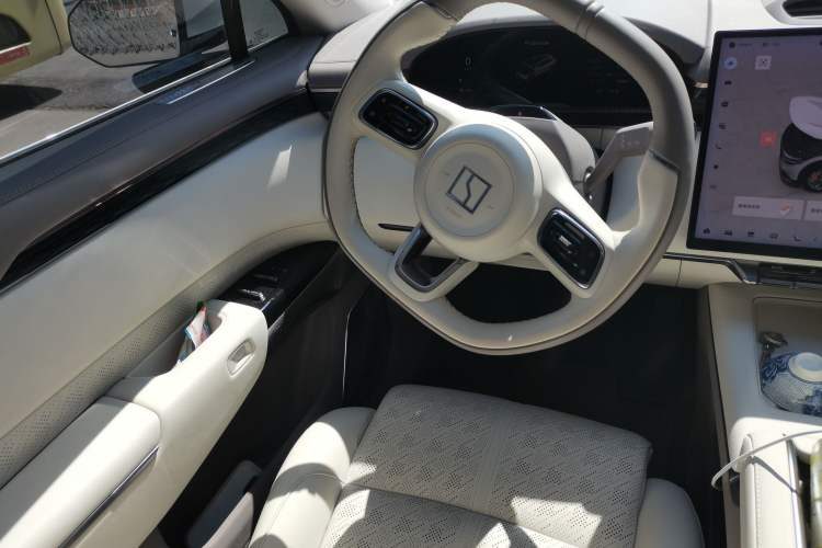 Used Zeekr 7X 2025 75 kWh Rear-Wheel Drive Intelligent Driving Version
