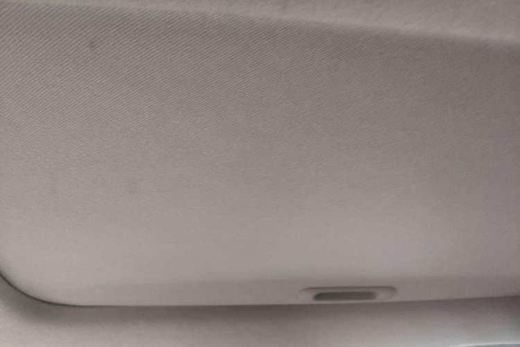 Used Hyundai Celesta 2017 1.6L Automatic Enjoyment Version GLS
