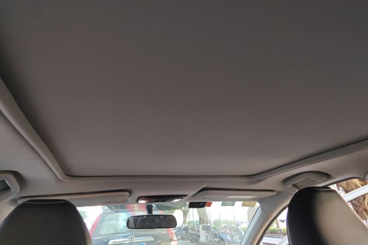 Used Honda Vezel 2016 1.8L CVT Front-Wheel Drive Pioneer Edition