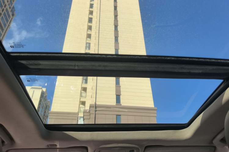 Used Cadillac XTS 2013 28T Luxury Model
