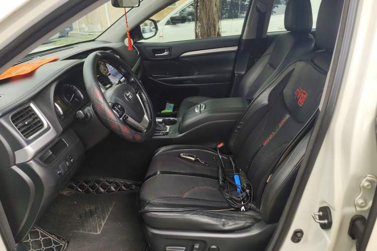 Used Toyota Highlander 2015 2.0T Four-Wheel Drive Luxury Edition 7-Seater