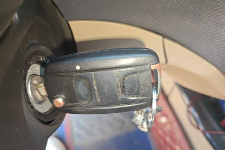 Used Wuling Hongguang 2013 1.5L S Luxury Model
