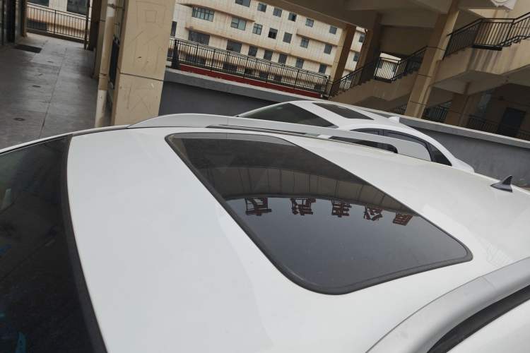 Used JAC Group Refine S3 2017 1.6L CVT Luxury Smart Model
