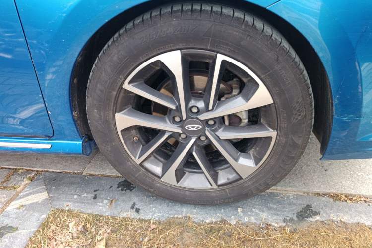 Used Chery Arrizo GX 2018 1.5T CVT Color Version China V Standard Right Front Wheel Hub