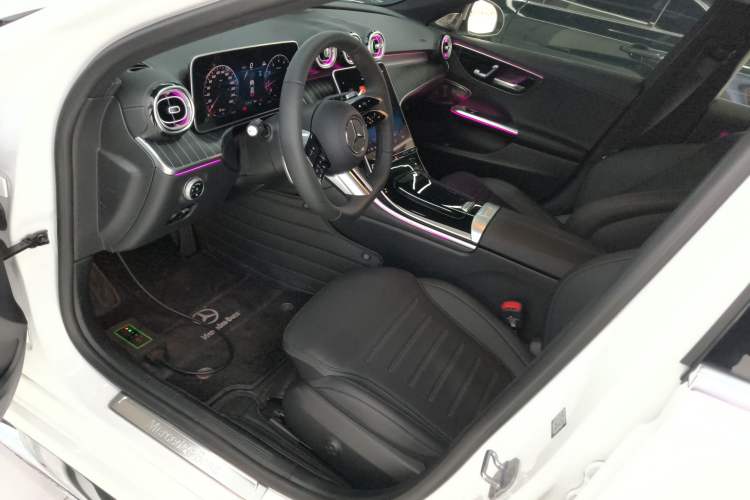 Used Mercedes-Benz C-Class 2025 Facelift C 260 L Sport Edition
