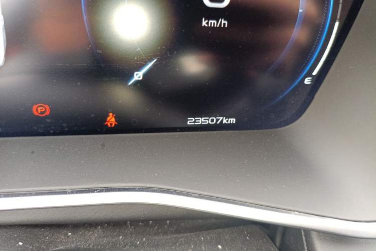 Used Geely Auto Preface 2023 1.5TD Kunlun Edition Odometer Close Up