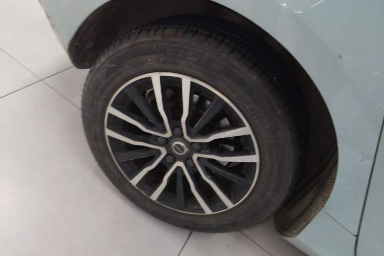 Used Volvo V40 2017 T3 Zhiyi Edition Right Rear Wheel Hub