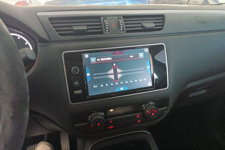 Used Qoros 5 2018 1.6T Automatic Leading Model
