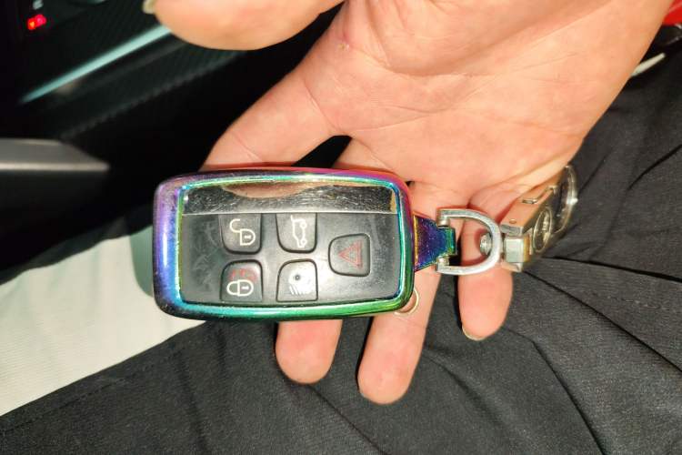 Used Land Rover Discovery Sport 2018 240 PS HSE Version
