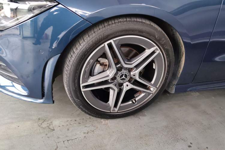 Used Mercedes-Benz CLA 2021 CLA 200 Left Front Wheel Hub