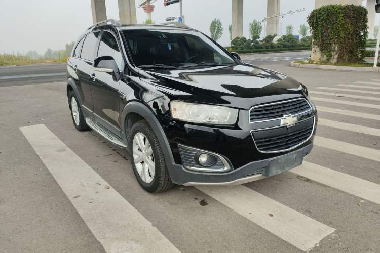 Used Chevrolet Captiva 2017 2.4L 4x4 Flagship Edition 7-Seater