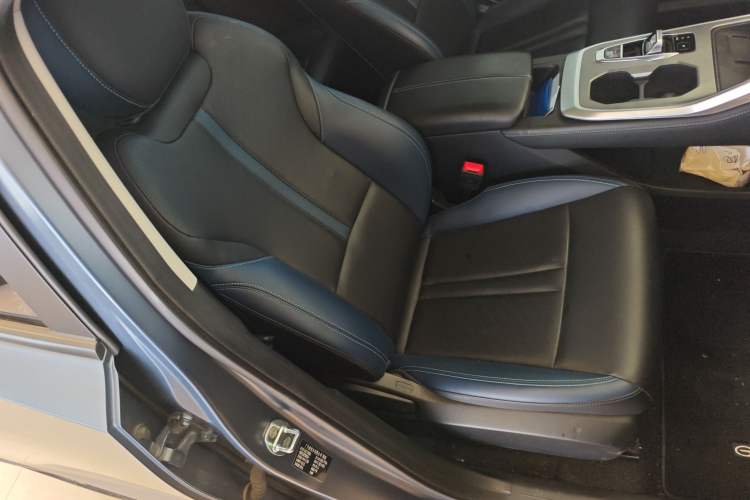 Used GAC Trumpchi GS3 2023 Shadow Speed 270T R-STYLE Edition Right Front Seat