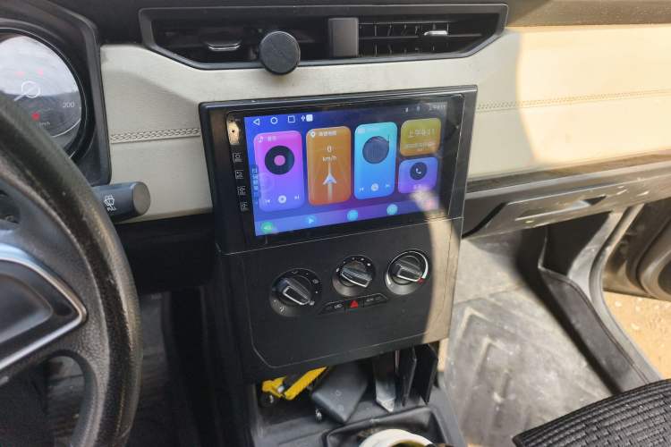 Used Wuling Hongguang PLUS 2019 1.5T Manual Comfort Version 7 Seats
