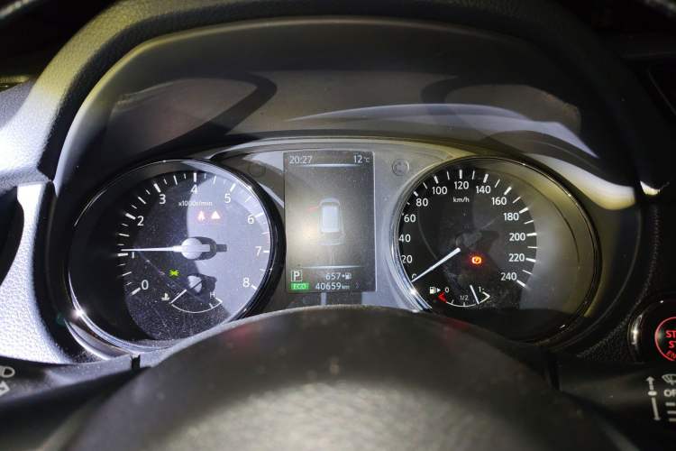 Used Nissan X-Trail 2022 2.0L Two-Wheel Drive Smart Connect & Comfort Edition Instrument Cluster