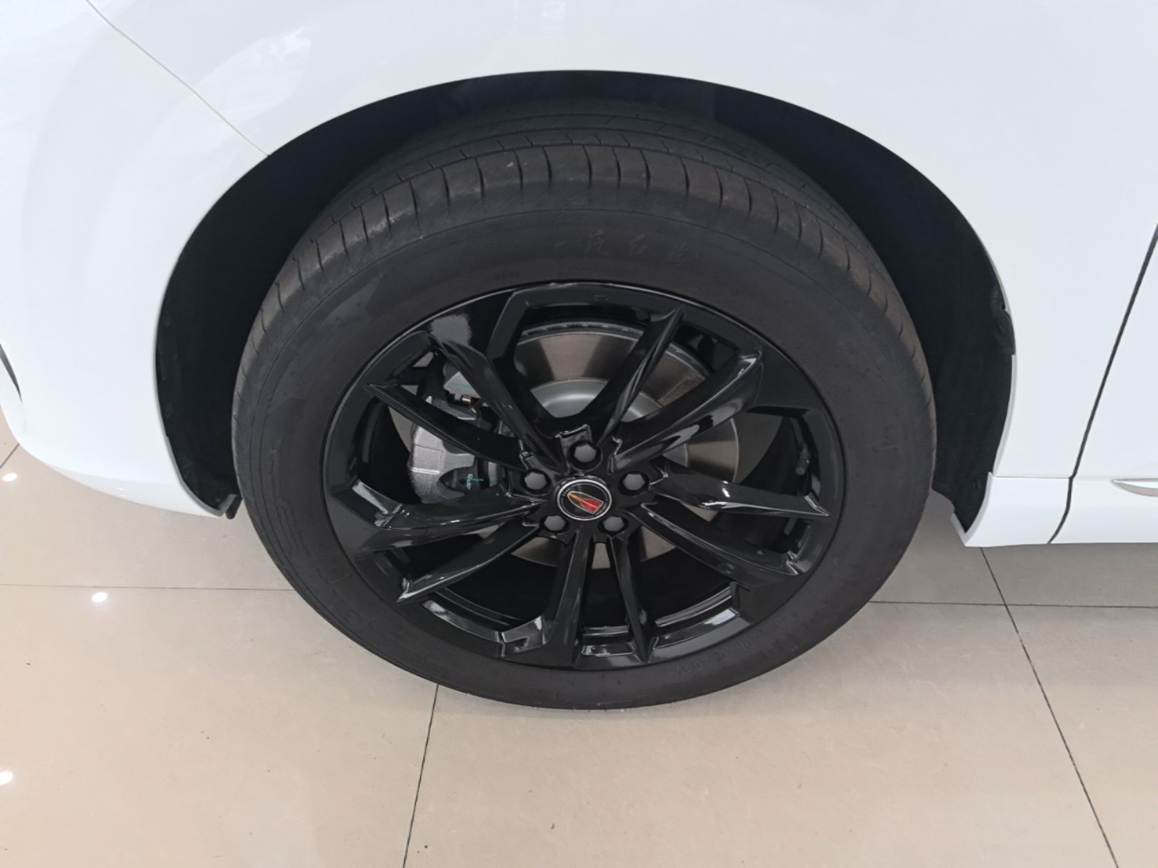 Hongqi HS3 PHEV 2025 Model PHEV 117km Jingwei PLUS Edition — снимка 10