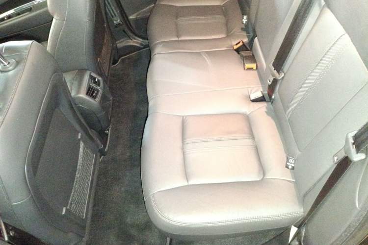 Used Peugeot 3008 2015 2.0L Automatic Trend Edition
