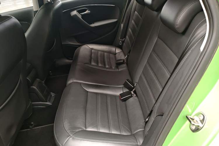 Used Volkswagen Polo 2014 1.6L Automatic Luxury Edition Left Rear Seat