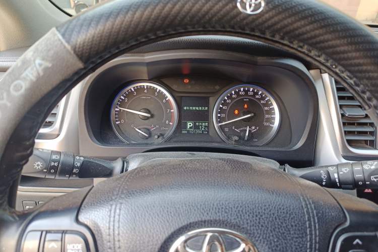 Used Toyota Highlander 2015 2.0T Four-Wheel Drive Luxury Edition 7-Seater Instrument Cluster
