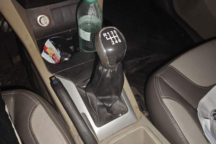 Used Land X5 2013 2.0T Manual Chuanling Edition
