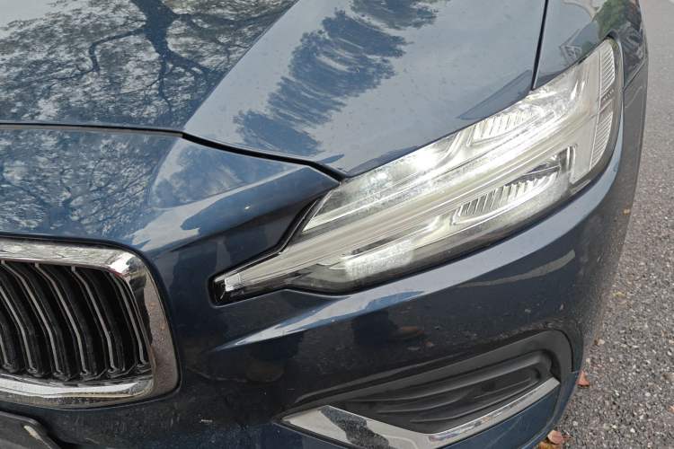 Used Volvo S60 2023 B4 Zhiyi Luxury Edition
