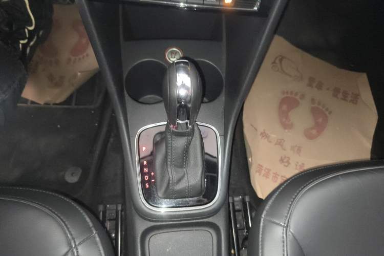 Used Volkswagen Polo 2014 1.6L Automatic Luxury Edition
