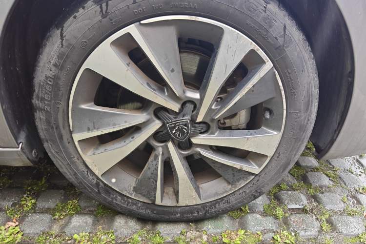 Used Peugeot 408 2022 1.6T Light-Chasing Edition