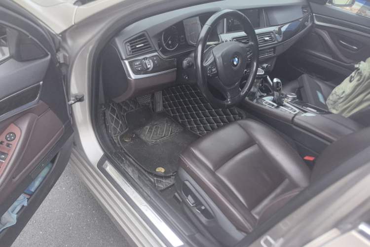 Used BMW 5 Series 2014 525Li Luxury Design Package
