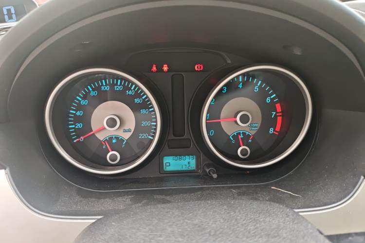 Used Buick Excelle 2013 1.5L Automatic Classic Model
