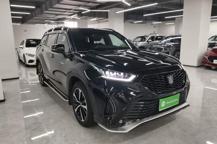 Used Toyota Crown Kluger 2021 2.5L HEV Four-Wheel Drive Premium Edition Front Right 45 Deg